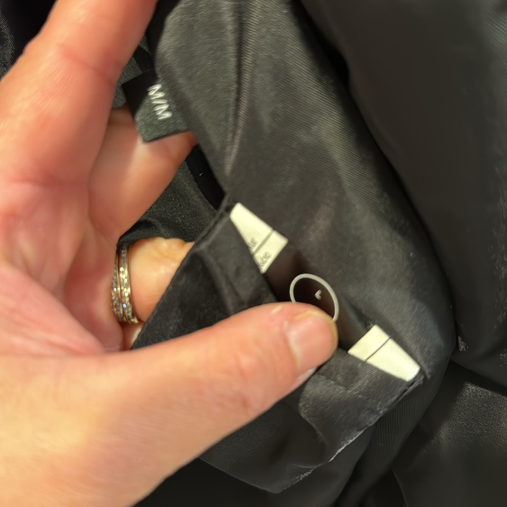 Luxton curve coat in medium. Like new - Picture 6 of 10